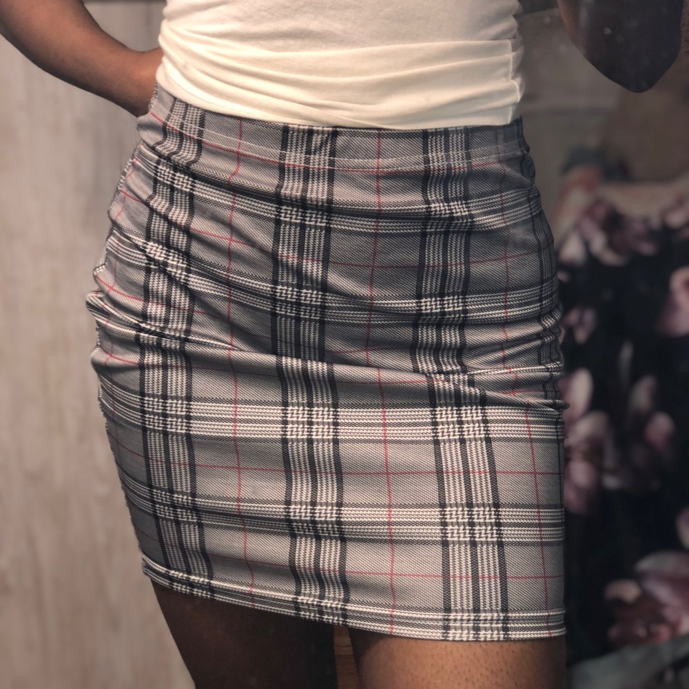 PLAID BODYCON SKIRT (real pic included)